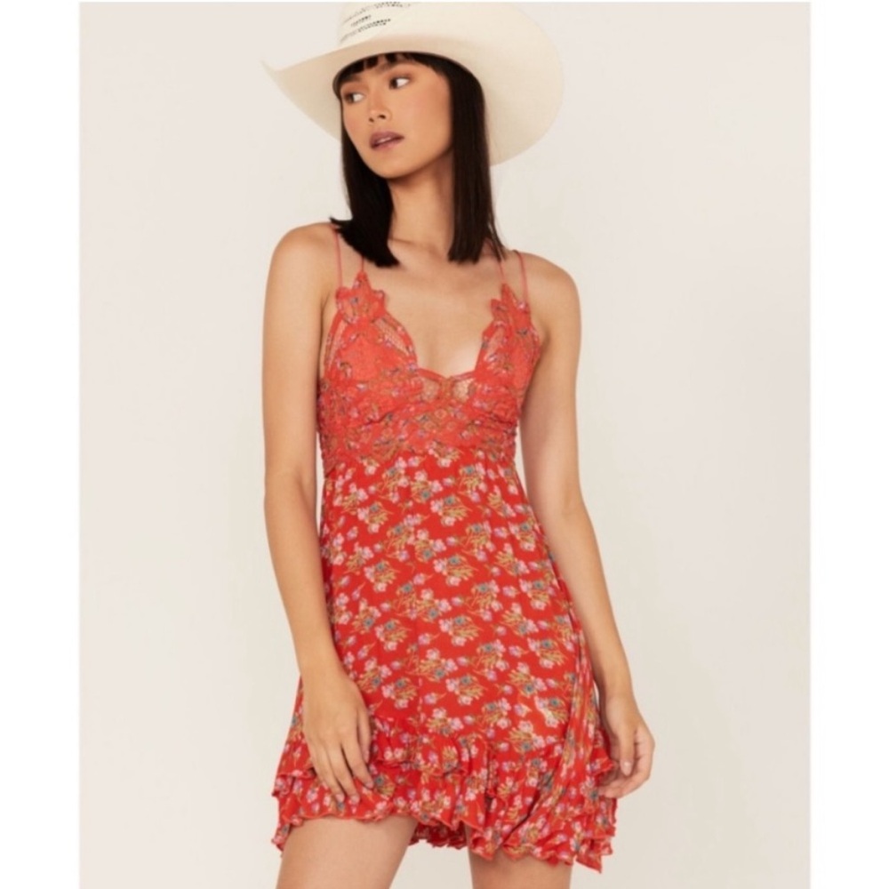Free People Adella Printed Mini Slip in Red Meadow Combo size XS